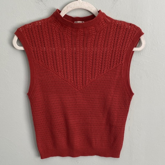 Free People Tops - Free People Women’s Textured Knit Mock Neck Tank Top in Red Size Medium